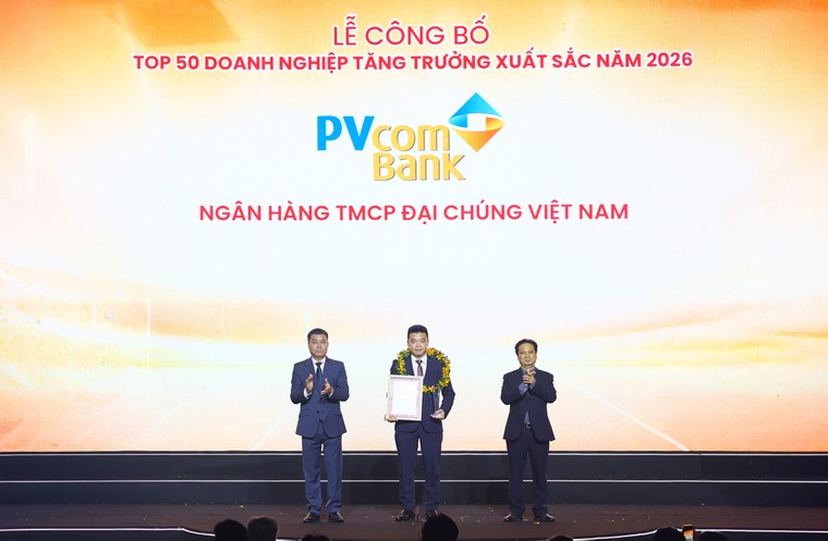 PVcomBank lần thứ 8 liên tiếp được vinh danh trong Bảng xếp hạng FAST500 ảnh 2
