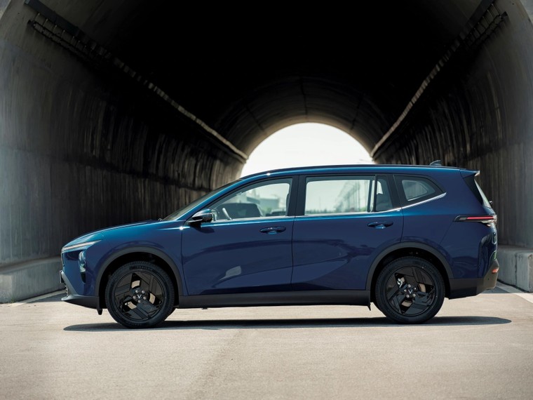 VF MPV 7 khiến người dùng bất ngờ: Chở đủ 7 người vẫn êm, nhấn ga là “đã” ảnh 1