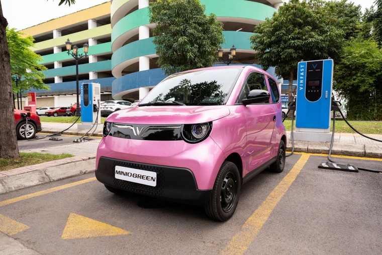 Minio Green: Xe nhỏ nhưng đa dụng, đi cá nhân hay chạy dịch vụ đều hợp ảnh 1
