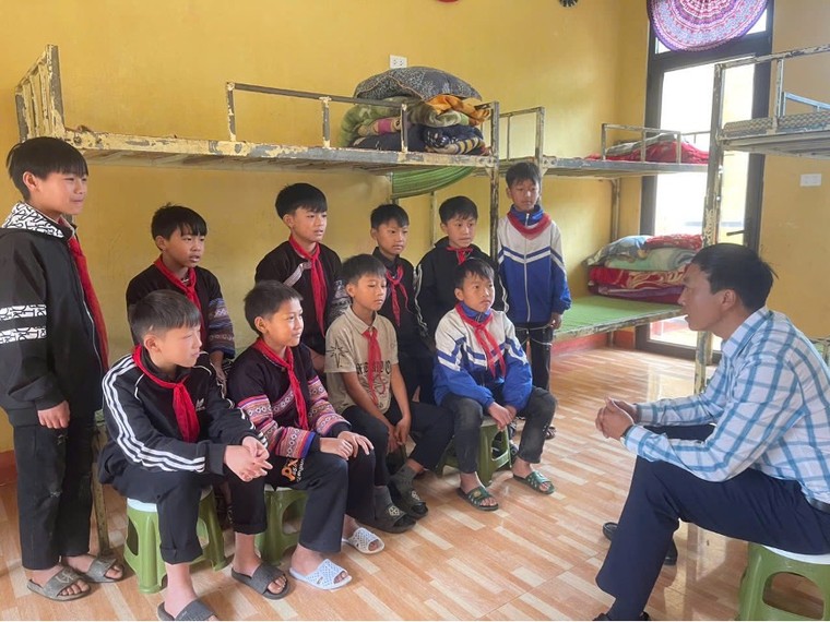 Dế Xu Phình: Hành trình cùng nâng cao nhận thức về sức khoẻ sinh sản cho học sinh vùng cao ảnh 2