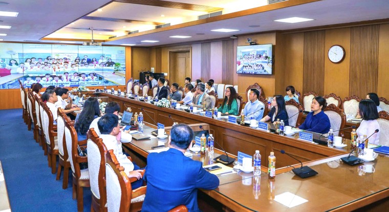 Bộ Giáo dục và Đào tạo và Suntory PepsiCo Việt Nam ký kết hợp tác giai đoạn 2026 - 2029, đồng hành nâng cao sức khỏe học đường và phát triển toàn diện cho học sinh, sinh viên ảnh 2
