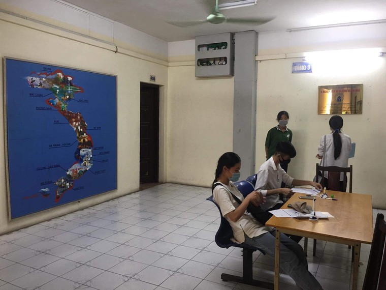 Nhiều cơ quan, tổ chức dùng 'bản đồ lạ' không có Hoàng Sa, Trường Sa ảnh 1