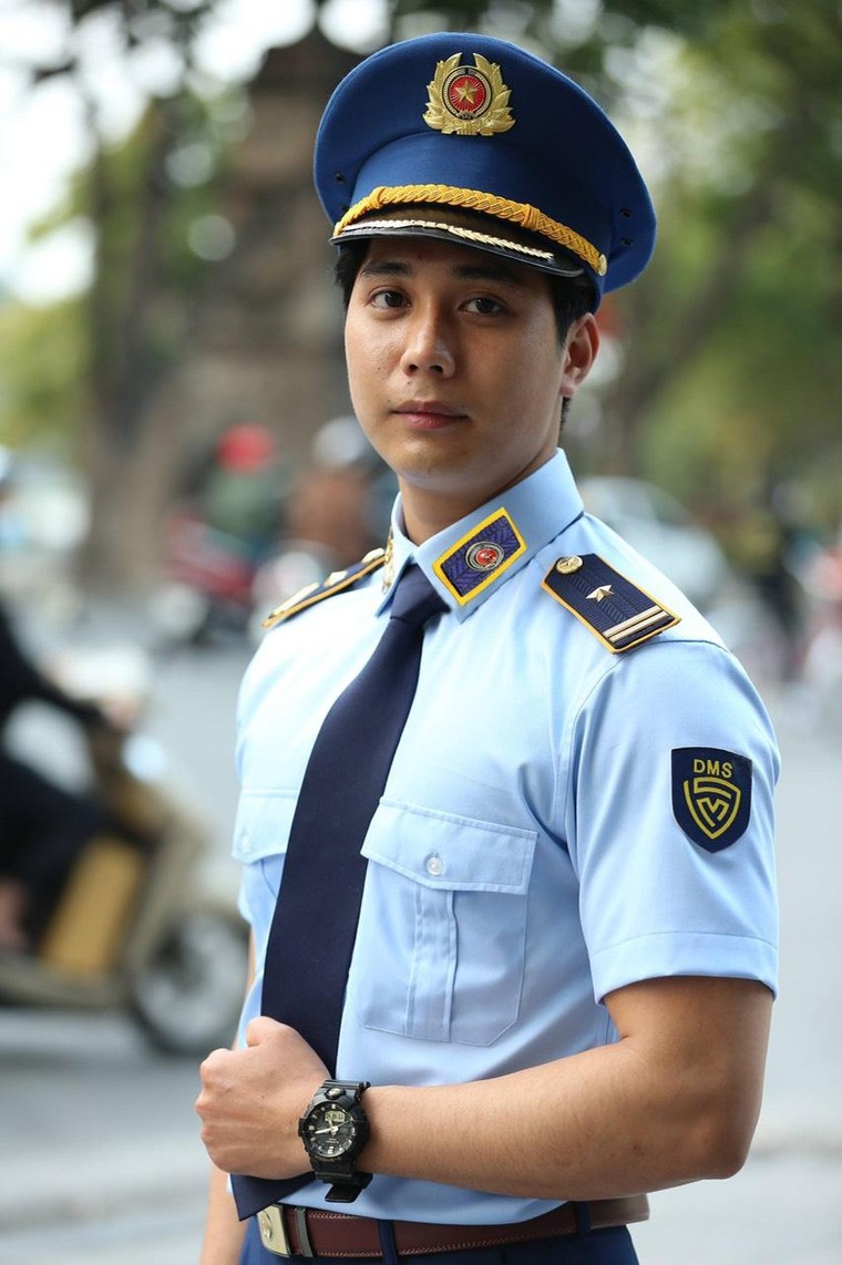 Lực lượng quản lý thị trường 'thay áo mới' sau 64 năm ảnh 1