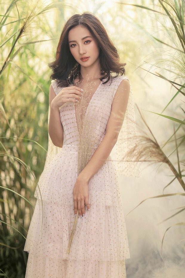 Jun Vũ tung bộ ảnh mới đẹp dịu dàng, thanh khiết như sương mai khiến nhiều người ngẩn ngơ ảnh 11