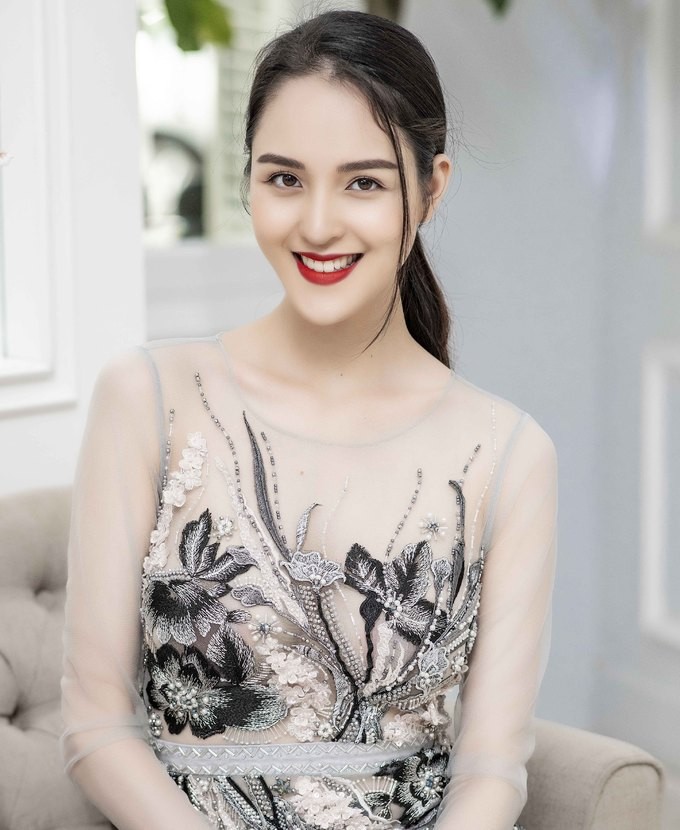 Á hậu Dương Tú Anh tất bật chạy show trước khi lấy chồng ảnh 6