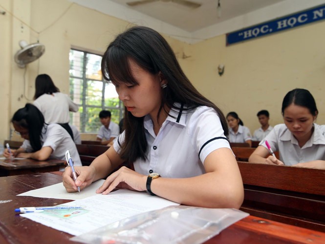 Đáp án trắc nghiệm sai khiến cho nhiều thí sinh hoang mang trong kỳ thi THPT quốc gia 2018 ảnh 1