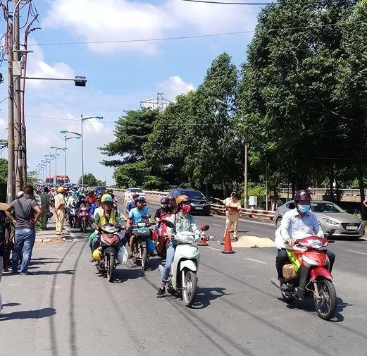 Nam thanh niên bị ô tô cán tử vong dưới dốc cầu Bình Triệu ảnh 1