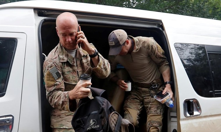 Hình ảnh xúc động trong chiến dịch giải cứu đội bóng ảnh 21