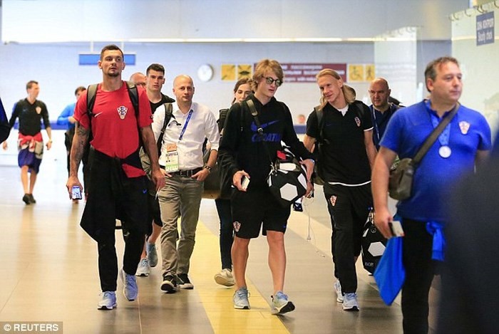 Thủ đô Croatia rợp cờ hoa chào đón những ‘người hùng’ ảnh 8