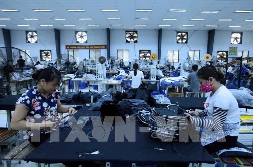 Cuộc chiến thương mại Mỹ - Trung: Những vấn đề đặt ra đối với ngành dệt may và da giày ảnh 1