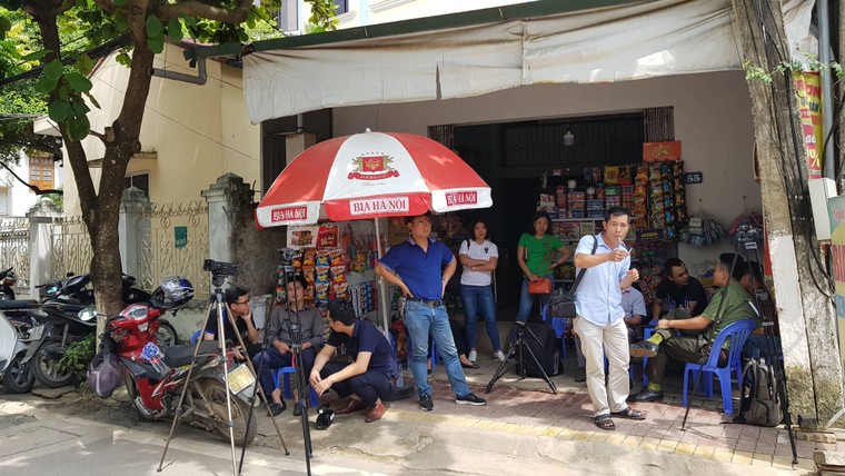 Họp báo công bố kết luận điểm thi bất thường ở Sơn La bị hủy vào phút chót ảnh 1