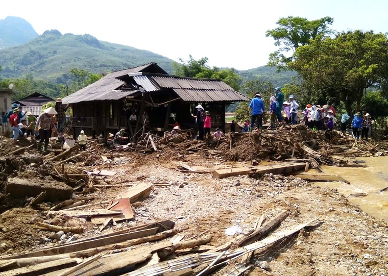 Yên Bái tìm thấy thêm một thi thể nạn nhân bị lũ cuốn trôi ảnh 3