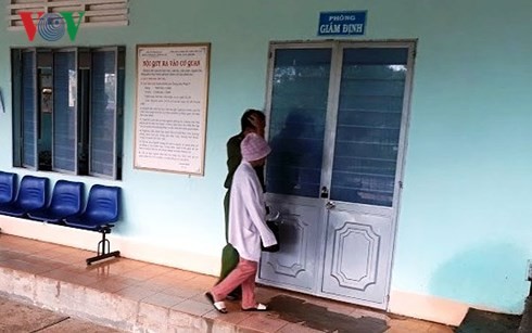 Bắt tạm giam đối tượng tra tấn dã man người làm ở Gia Lai ảnh 1