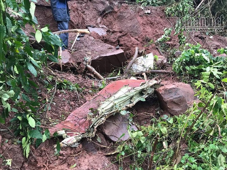 Tìm thấy hộp đen máy bay Su-22U rơi tại Nghệ An ảnh 2