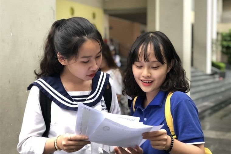 Nhiều thí sinh đỗ tốt nghiệp sau chấm phúc khảo ảnh 1