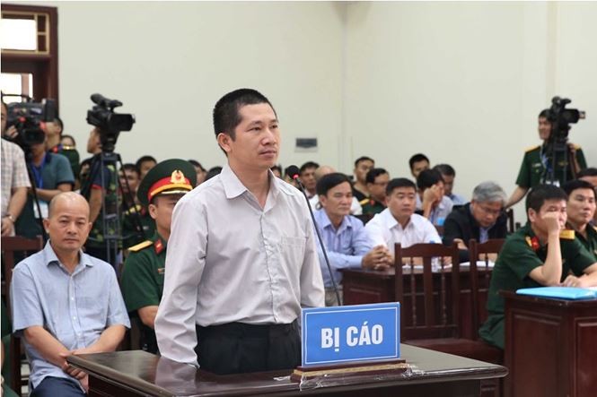 Những tình tiết đáng chú ý trong phiên tòa 'Út trọc' ảnh 6