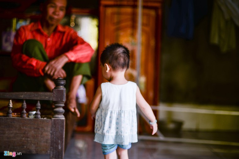 Cuộc sống ở xã vùng cao cứ hơn 100 người có 1 người nhiễm HIV ảnh 3