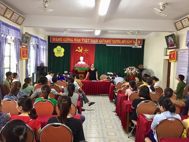 Hàng trăm trẻ em Hà Tĩnh bị từ chối trong ngày tựu trường ảnh 2