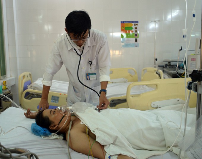 Cà Mau: Cứu sống bệnh nhân bị đâm thủng tim ảnh 1