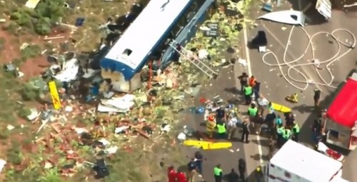 Tai nạn xe buýt nghiêm trọng tại Mỹ khiến nhiều người thương vong ảnh 4