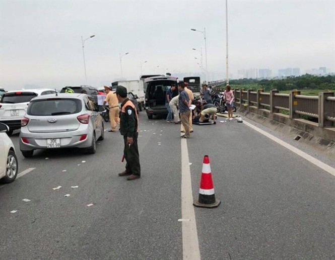 Nghi vấn nam thanh niên tử vong do va vào thành cầu ảnh 1