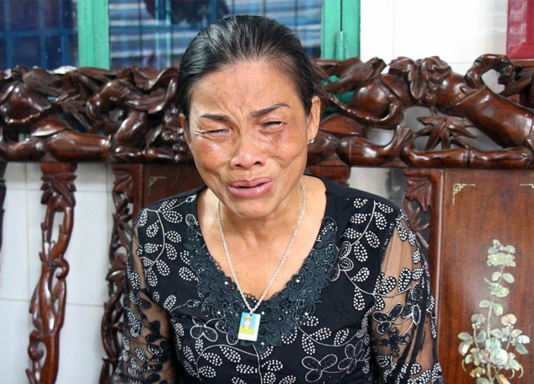 Mẹ thiếu úy tử vong do uống nhầm ma túy khóc ngất sau kết luận bất ngờ ảnh 1