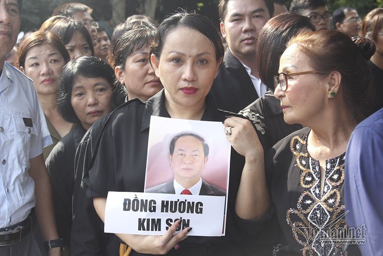 Điều đặc biệt ở đoàn 800 người vào viếng Chủ tịch nước ảnh 6