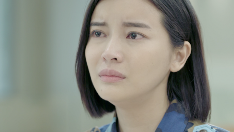 Khả Ngân bị 'mọt phim' nhận xét make-up nhợt nhạt hốc hác trong Hậu Duệ Mặt Trời ảnh 7