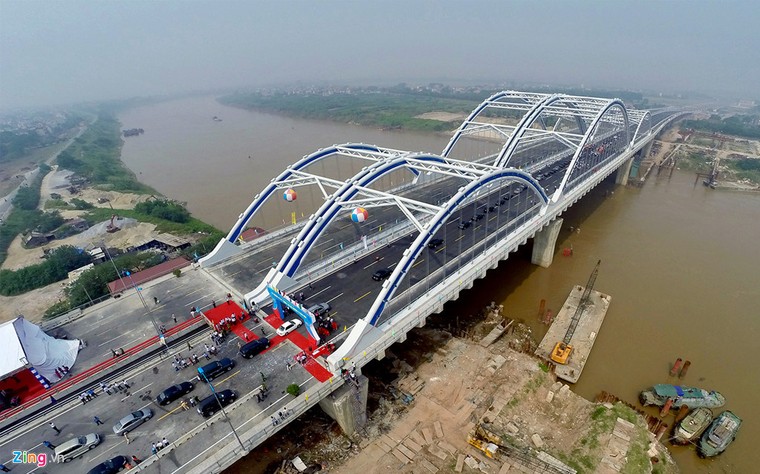 Cầu Đông Trù là cây cầu rộng nhất Việt Nam. Cây cầu này rộng bao nhiêu mét?