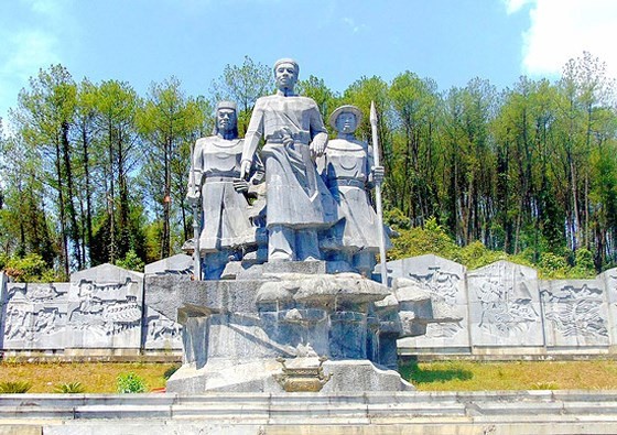 Cuộc khởi nghĩa nổi tiếng có sự tham gia của ông tên là gì?