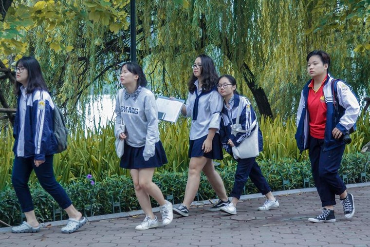 Người Hà Nội run run trong cái lạnh đầu mùa ảnh 8