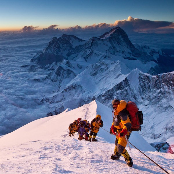 Người phụ nữ duy nhất phá kỷ lục leo núi Everest là ai?