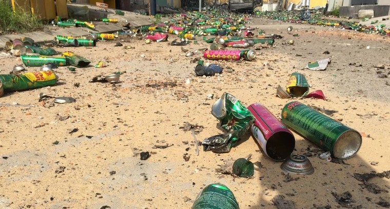 Cháy nhà kho, hàng nghìn chai xịt muỗi bất ngờ phát nổ ảnh 3