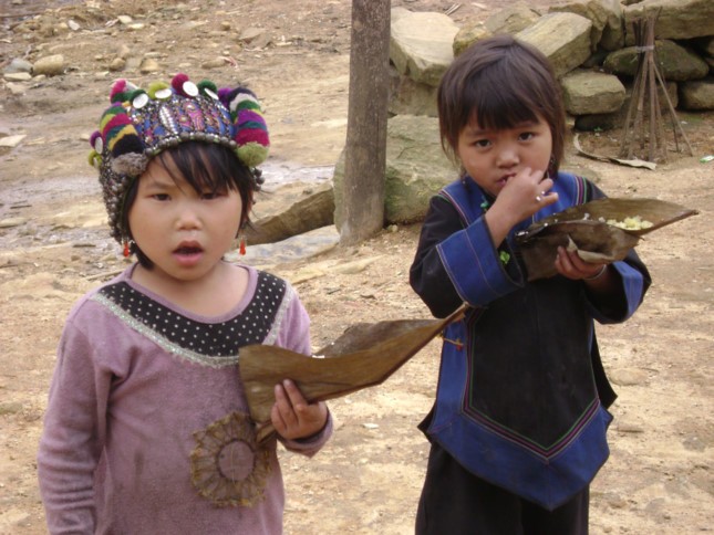 Một tuổi thơ, hai thế giới… ảnh 3