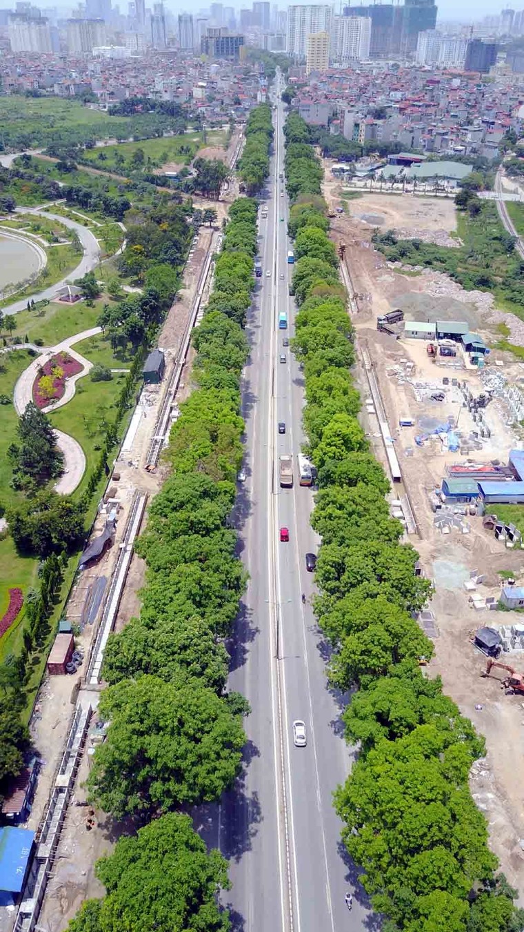 Hà Nội: Đường nghìn tỷ khác lạ sau 1 năm 'khai tử' hàng cổ thụ ảnh 13