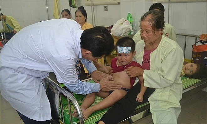 Khuẩn salmonella gây ngộ độc hơn 220 bé mẫu giáo Hà Nội ảnh 1