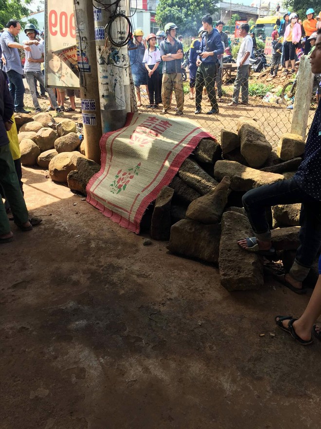 Đắk Lắk: Nghi vấn người đàn ông ôm mìn tự sát ảnh 2