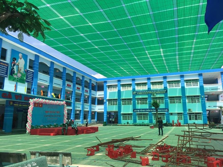 Sập giàn giáo ở trường ngày 20/11, ít nhất 2 học sinh chấn thương sọ não ảnh 5