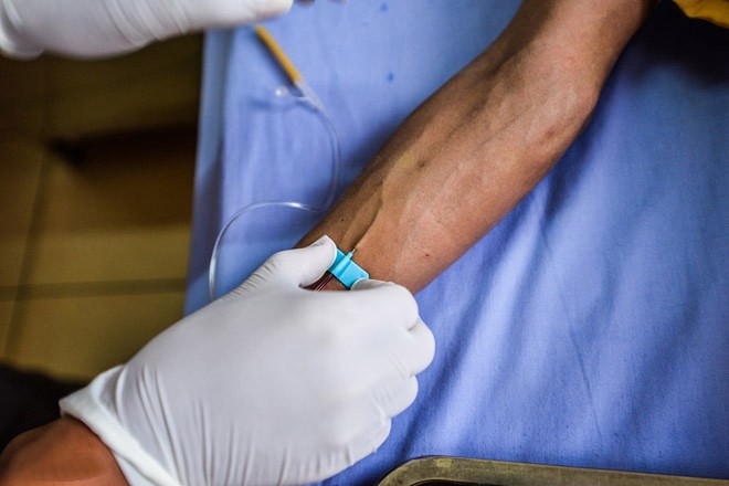 Ca đầu tiên phát hiện nhiễm HIV vào năm nào?