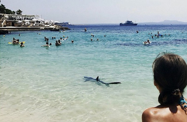 15 điểm du lịch hấp dẫn nhưng nguy hiểm chết người trên thế giới ảnh 14