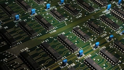 Amazon sản xuất chip, Intel gặp khó ảnh 2