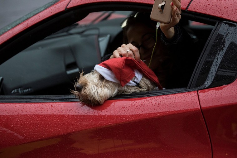 Giáng sinh rực rỡ từ châu Á, châu Âu đến Trung Đông ảnh 7