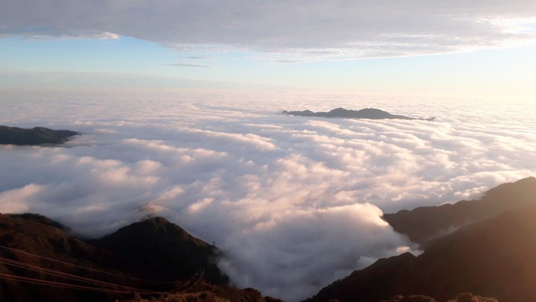 Suối băng xuất hiện tại đỉnh Fansipan ảnh 4