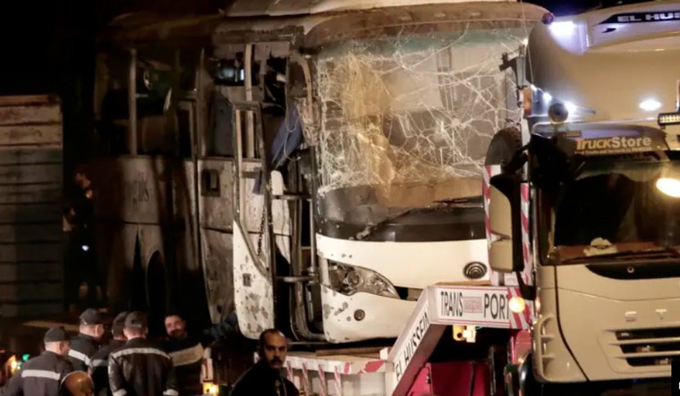 Xe chở người Việt trúng bom tại Ai Cập: Khách của Saigontourist ảnh 2