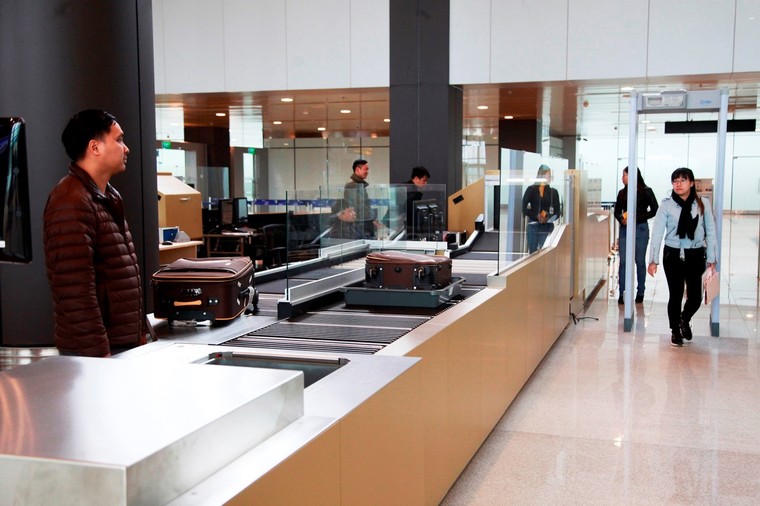 Choáng ngợp với thiết kế hiện đại và thiết bị 'xịn đét' của Cảng hàng không quốc tế Vân Đồn ảnh 6