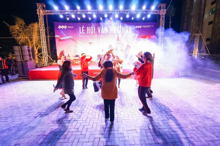 Tưng bừng chuỗi lễ hội văn hóa quốc tế rực rỡ sắc màu tại FLC Hạ Long ảnh 6