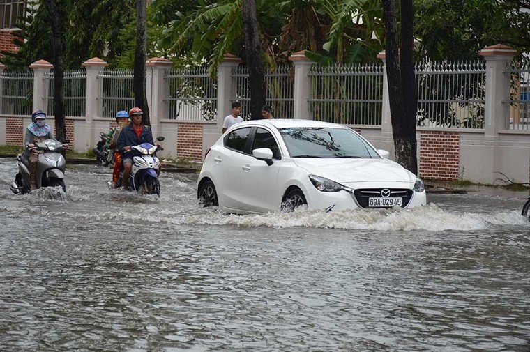 Bão số 1 áp sát miền Tây: Sập nhà, 1 người chết ảnh 10