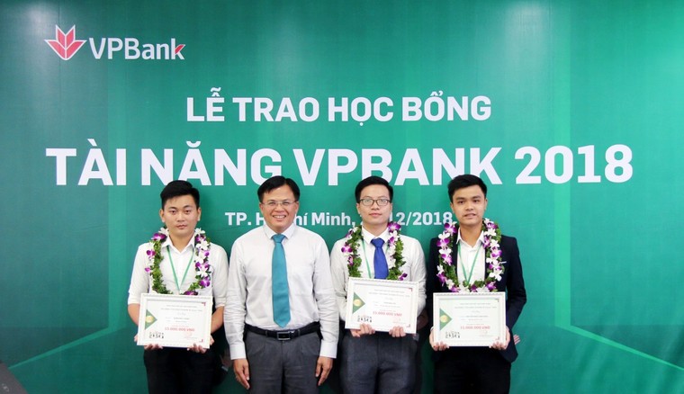 VPBank trao gần 150 suất học bổng tài năng sinh viên trị giá 1 tỷ đồng ảnh 2