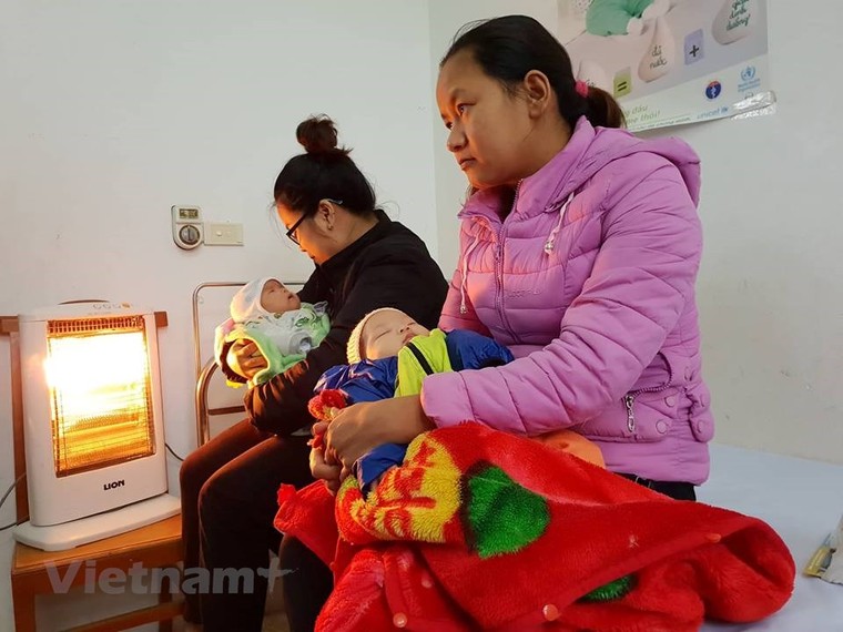 Bộ trưởng Bộ Y tế đi thị sát công tác tiêm chủng ở Hà Nội ảnh 9