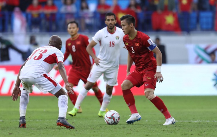 Thắng luân lưu kịch tính, tuyển Việt Nam giành vé vào tứ kết Asian Cup ảnh 1
